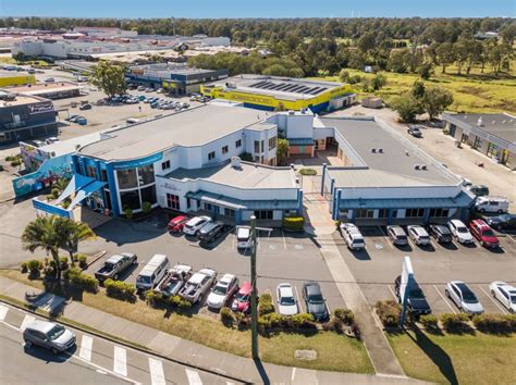 dulux morayfield|paint shop morayfield.